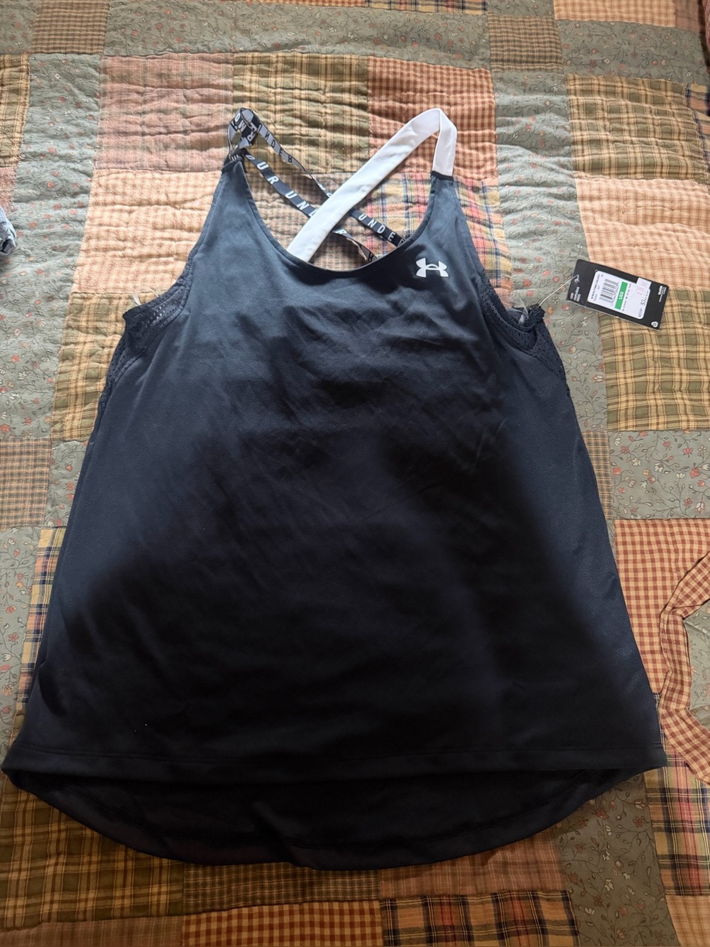 UA NWT ladies tank top. Size large